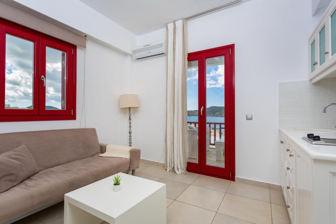 Katerina Mare Aparthotel Náousa Exteriör bild